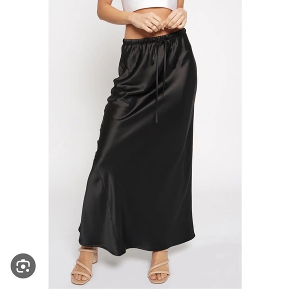 Zara Dresses & Skirts - Zara maxi skirt